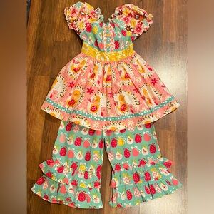 Jelly the Pug 2 pc. set in size 6